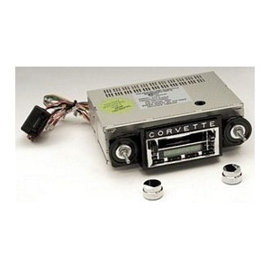 Custom Autosound AM/FM St&eacute;r&eacute;o